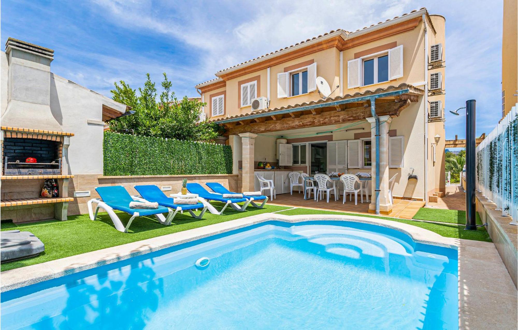 4 Bedroom Beautiful Home In Alcudia Port de Alcudia  Exterior photo