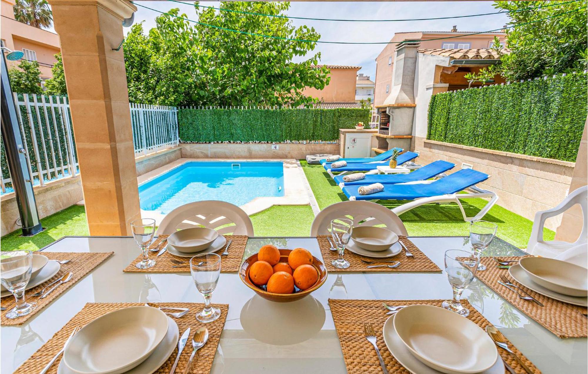 4 Bedroom Beautiful Home In Alcudia Port de Alcudia  Exterior photo