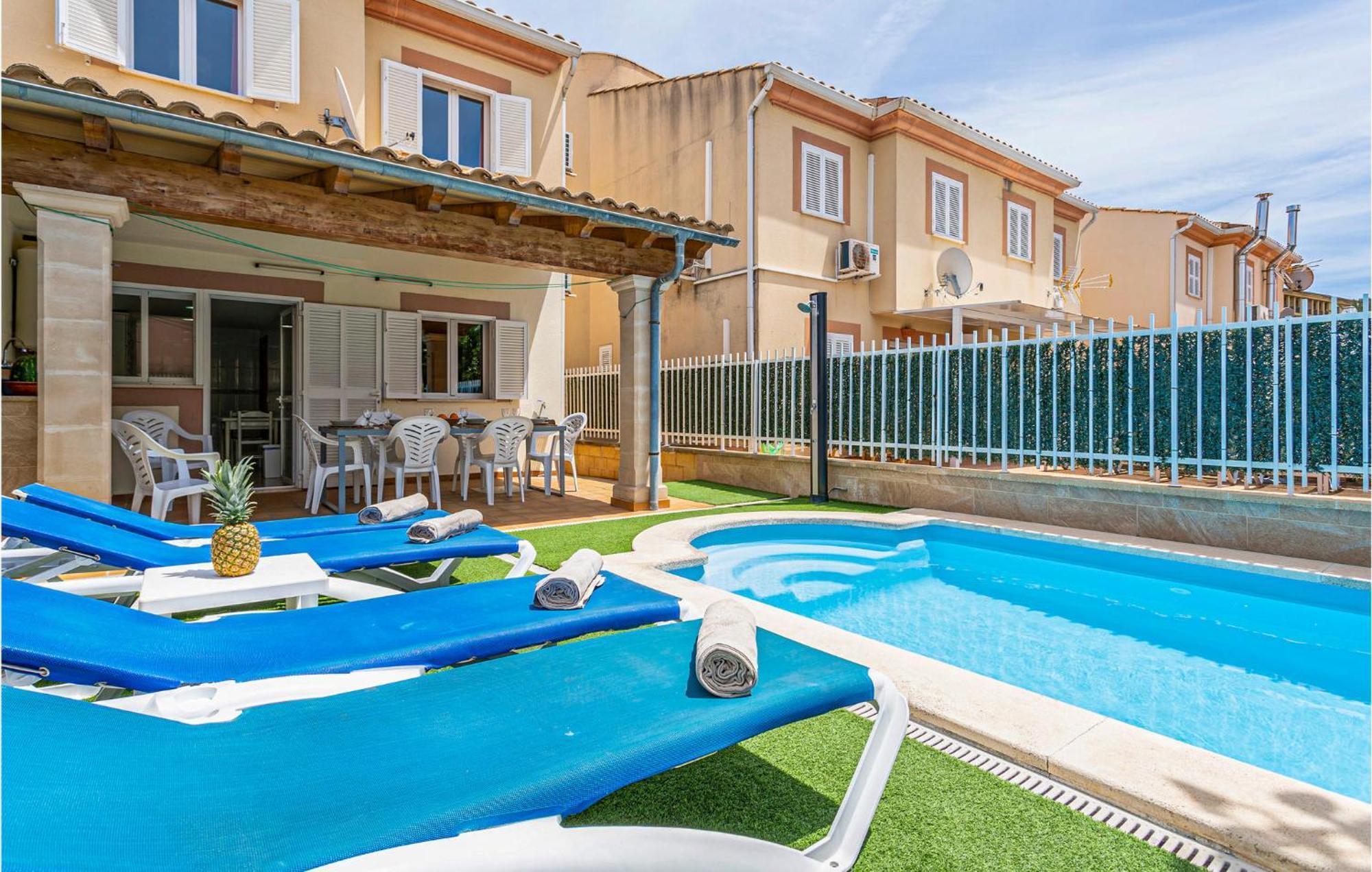 4 Bedroom Beautiful Home In Alcudia Port de Alcudia  Exterior photo