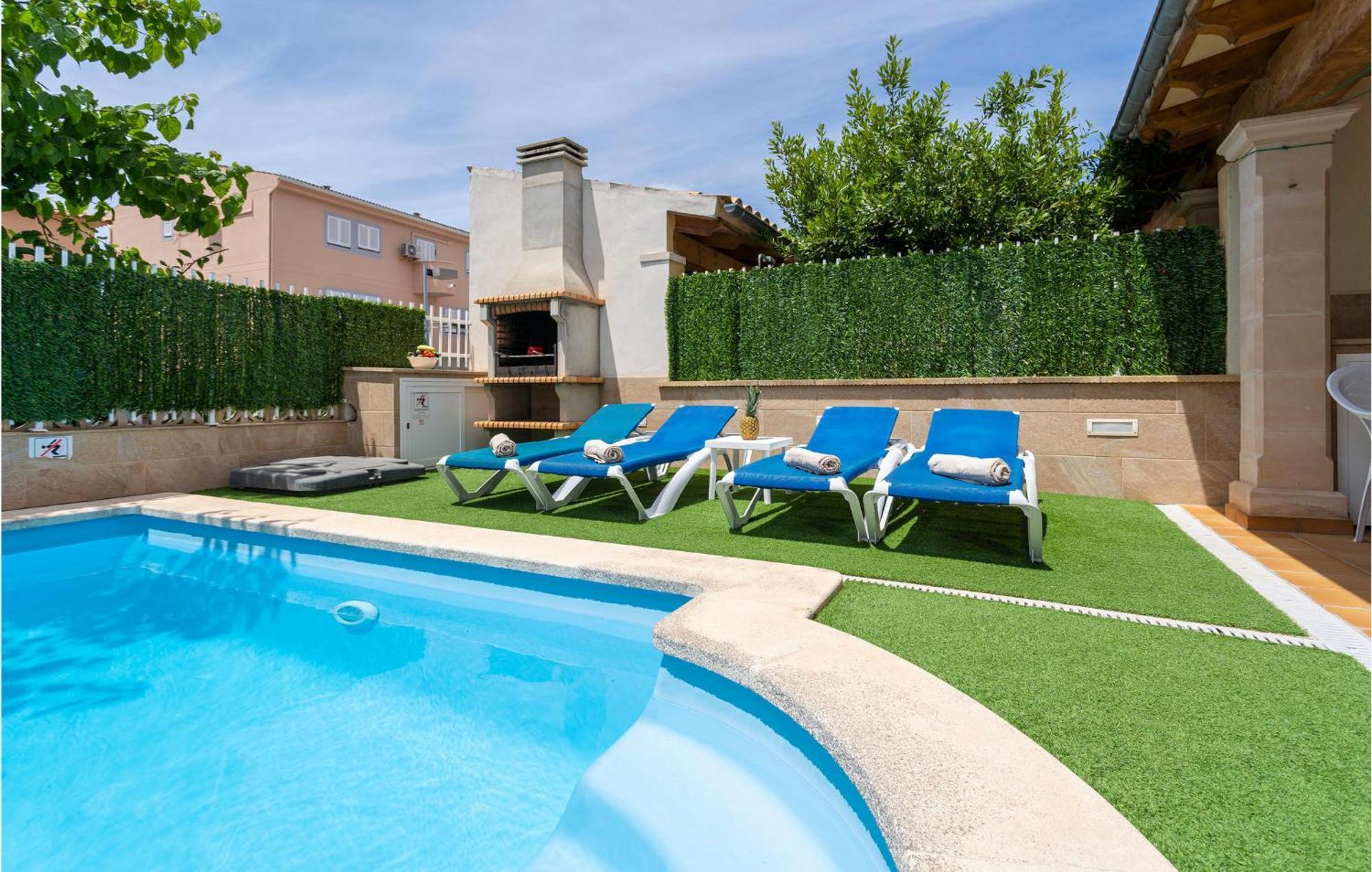 4 Bedroom Beautiful Home In Alcudia Port de Alcudia  Exterior photo